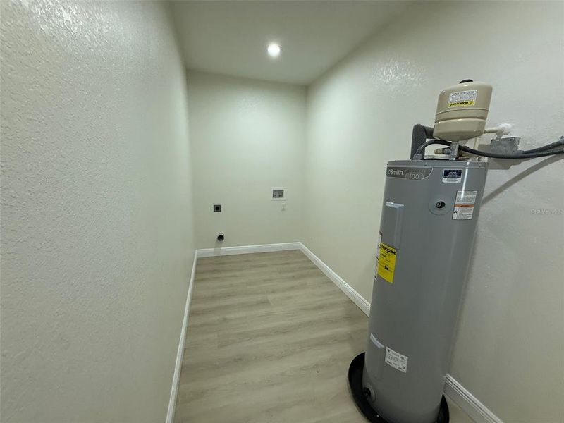 Spacious, unfurnished interior of a new home in , Gainesville (Image 16). Spacious, unfurnished interior of a new home in , Gainesville (Image 16).