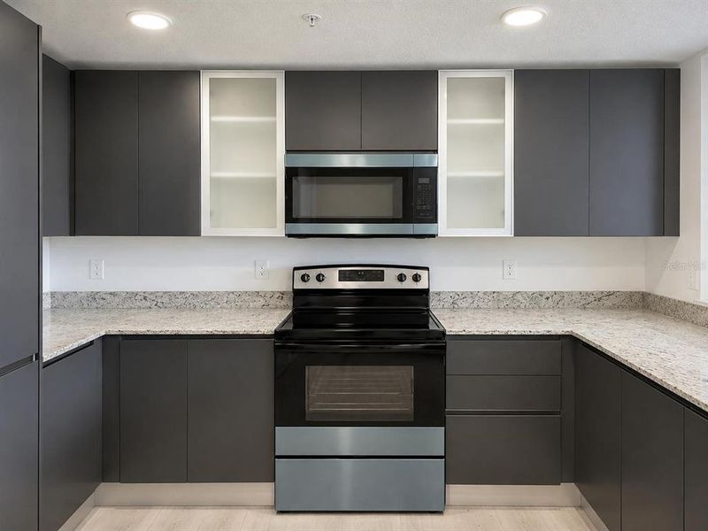 Furnished interior view inside a new home in , Orlando (Image 3).