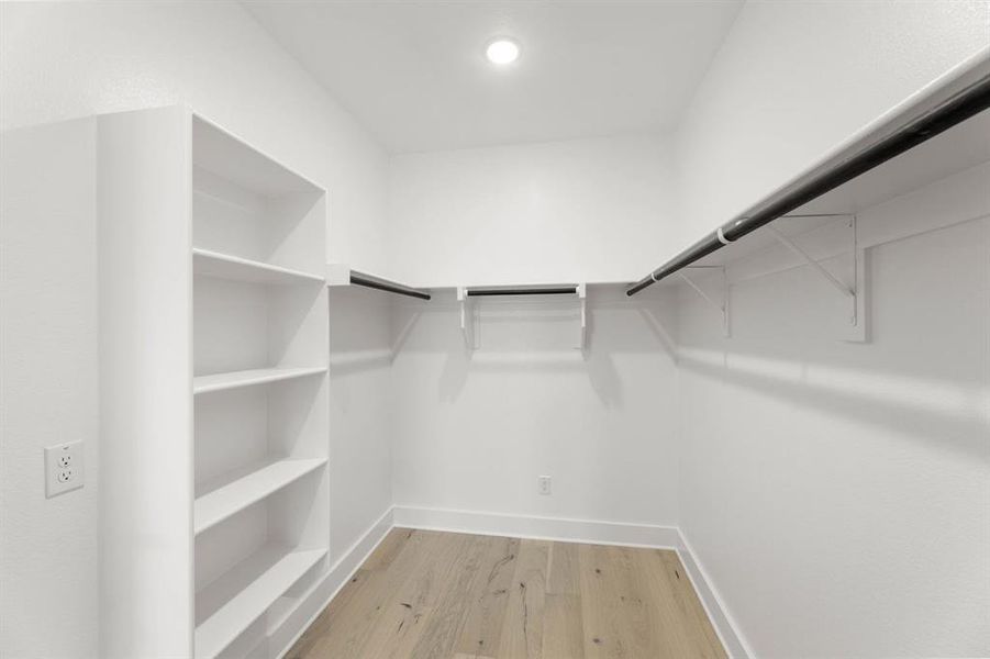 712 Hawthorn-Primary Suite-7 712 Hawthorn-Primary Suite-7