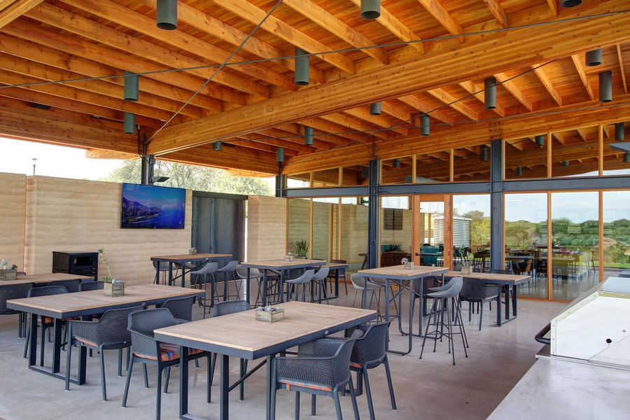 Community amenities in Wolf Ranch, Georgetown (Image 9).