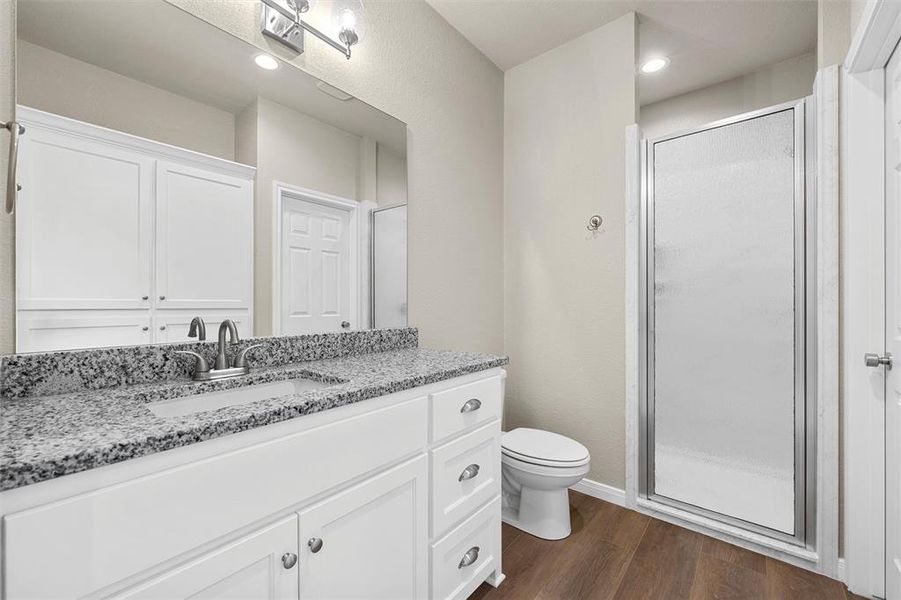 Furnished interior view inside a new home in , Waco (Image 10).