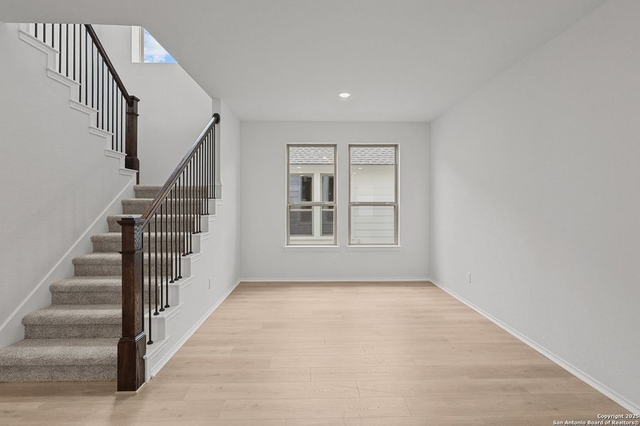 Spacious, unfurnished interior of a new home in Overlook at Creekside, New Braunfels (Image 18).