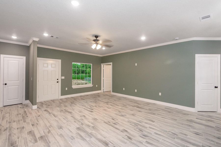 Spacious, unfurnished interior of a new home in , West Columbia (Image 16). Spacious, unfurnished interior of a new home in , West Columbia (Image 16).