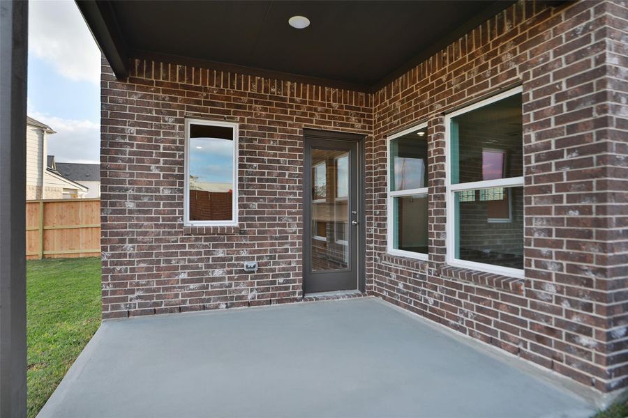 Exterior details and patio area of a home in Park at Eldridge, Sugar Land (Image 3). Exterior details and patio area of a home in Park at Eldridge, Sugar Land (Image 3).