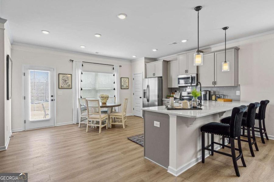 Furnished interior view inside a new home in Glendale Towns, Conyers (Image 9). Furnished interior view inside a new home in Glendale Towns, Conyers (Image 9).