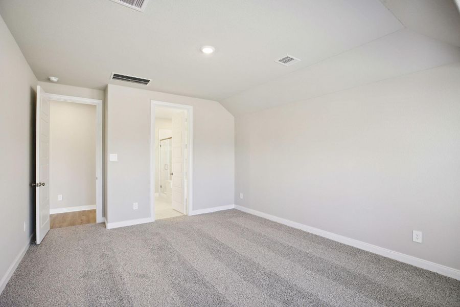 Spacious, unfurnished interior of a new home in Pine Lake Cove - Classic Series, Montgomery (Image 8).