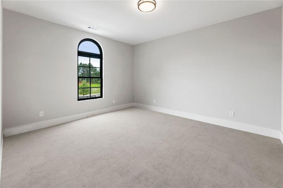 Spacious, unfurnished interior of a new home in , Milton (Image 38).