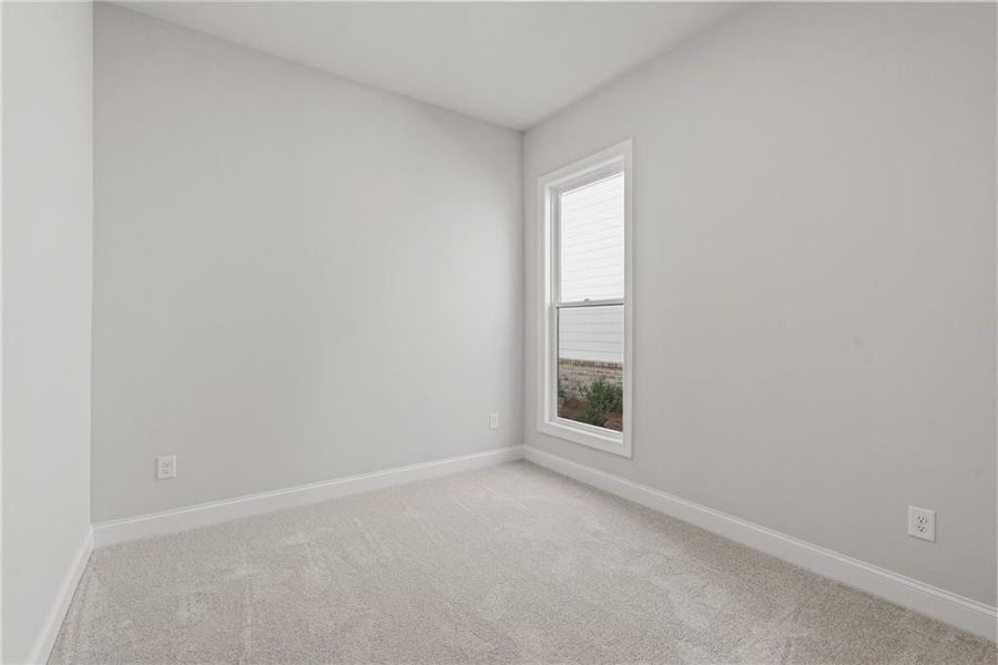 Spacious, unfurnished interior of a new home in Waterhaven, Cumming (Image 13).
