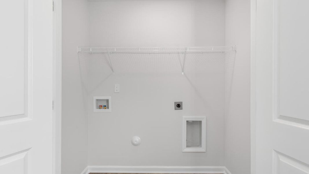 Spacious, unfurnished interior of a new home in The Landing at Sidbury Station, Castle Hayne (Image 20).