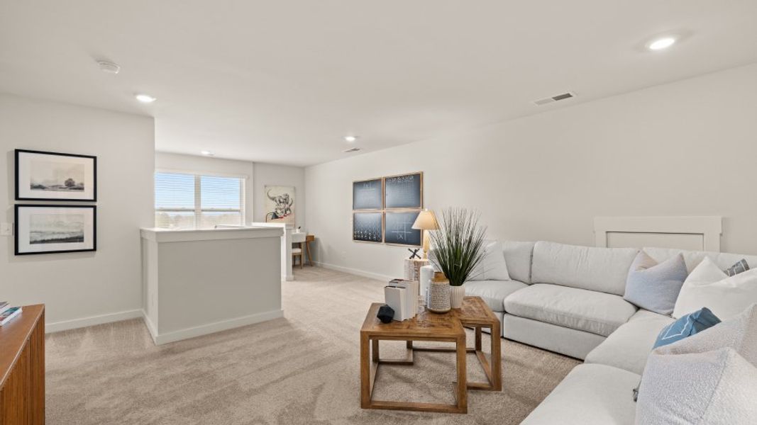 3731 Hawthorne Bonus 3of4 F2