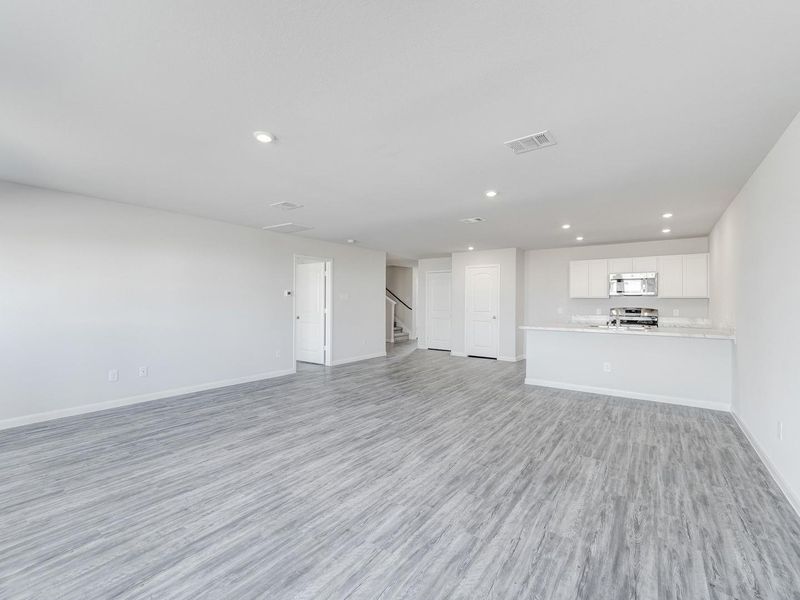 Spacious, unfurnished interior of a new home in Shirey Forest - Branches, Lufkin (Image 9). Spacious, unfurnished interior of a new home in Shirey Forest - Branches, Lufkin (Image 9).