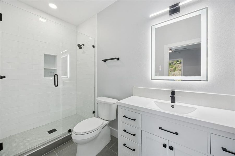 Furnished interior view inside a new home in , Cedar Hill (Image 27).