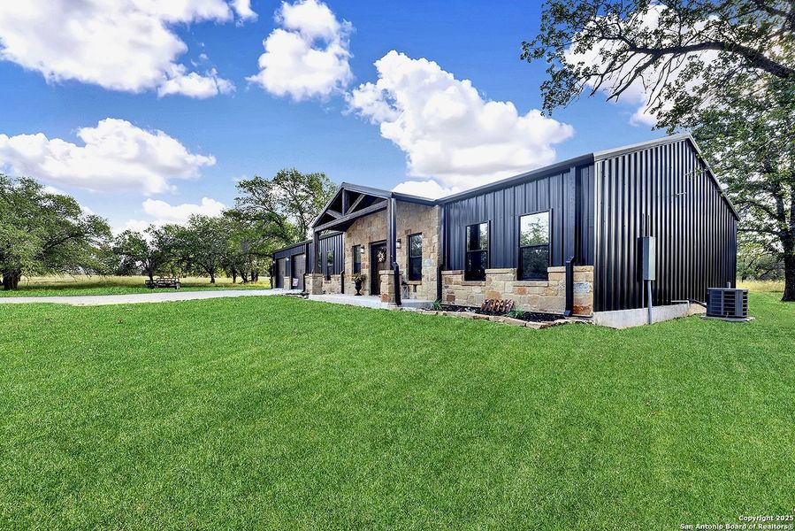 Image 37 of a home in . Image 37 of a home in .