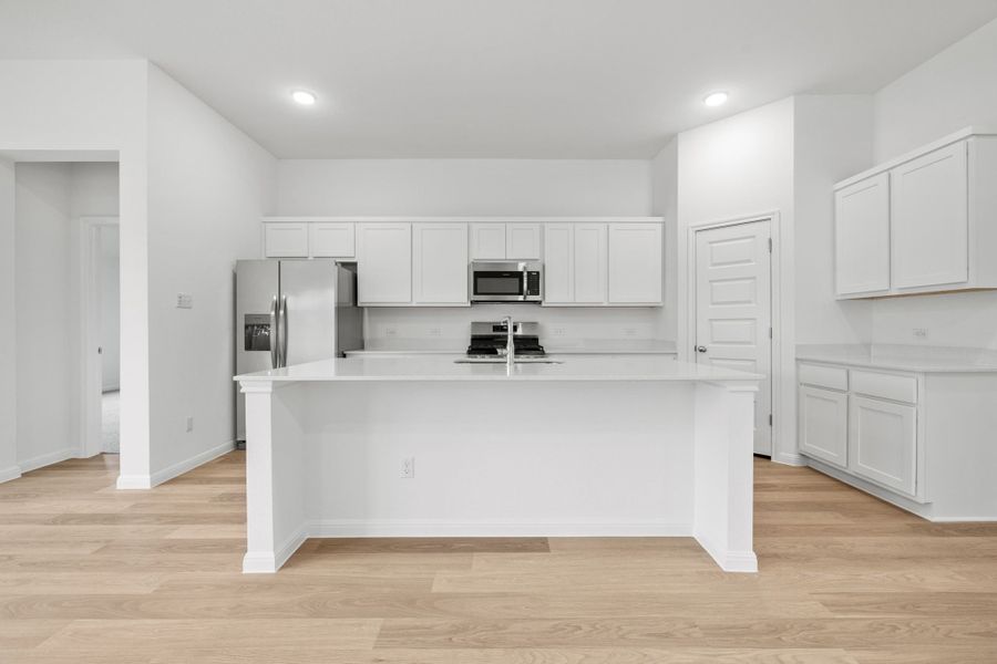 Furnished interior view inside a new home in Trinity Ranch, Elgin (Image 7).