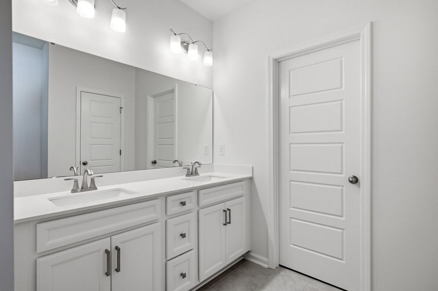 Furnished interior view inside a new home in Northbrook, Murrells Inlet (Image 12).
