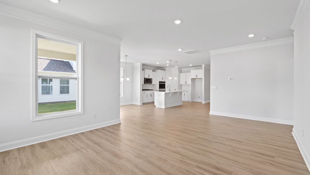 Spacious, unfurnished interior of a new home in Whitehawk Meadows, Travelers Rest (Image 24).