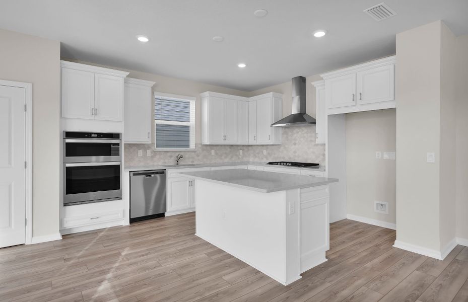 Furnished interior in a model home at Murray Farms in Middleburg (Image 19).