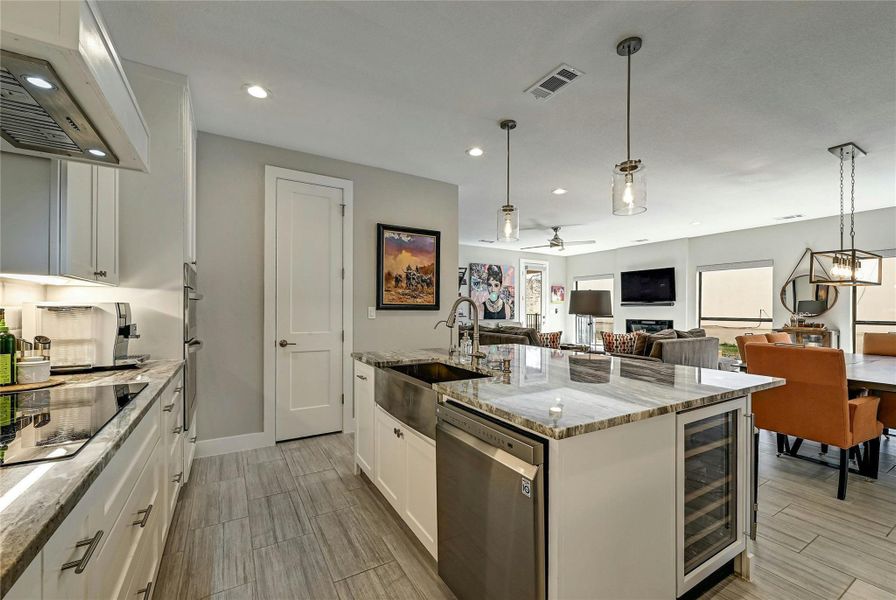 Furnished interior view inside a new home in , Horseshoe Bay (Image 18).