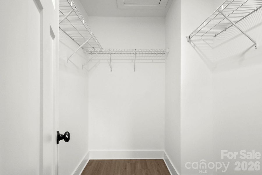 Spacious, unfurnished interior of a new home in , York (Image 26).