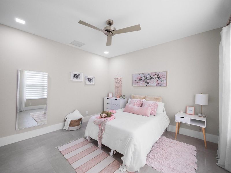 Furnished interior view inside a new home in , Port St. Lucie (Image 11).