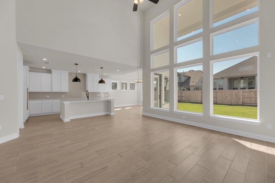 Representative image. Features, specifications, selections and colors may vary.