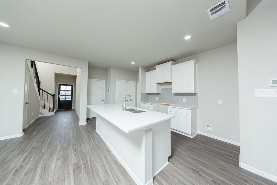 Furnished interior view inside a new home in River Ranch, Dayton (Image 7).