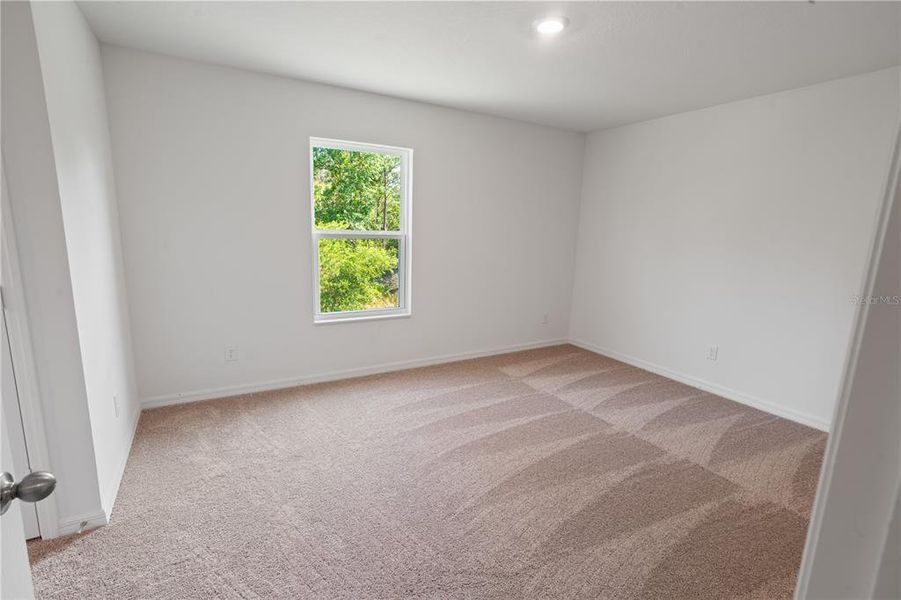 Spacious, unfurnished interior of a new home in , Kissimmee (Image 12).
