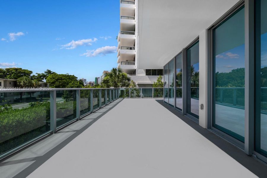 Condo located in Bay Harbor Islands, FL showcasing its design and architecture (Image 28). Condo located in Bay Harbor Islands, FL showcasing its design and architecture (Image 28).