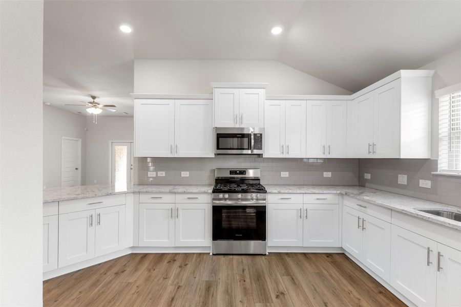 *STOCK PHOTOS - COLORS & FEATURES MAY VARY