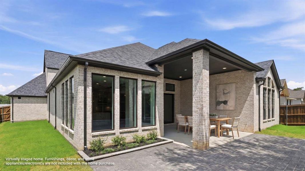 Exterior details and patio area of a home in Adkins Park, Hurst (Image 3). Exterior details and patio area of a home in Adkins Park, Hurst (Image 3).