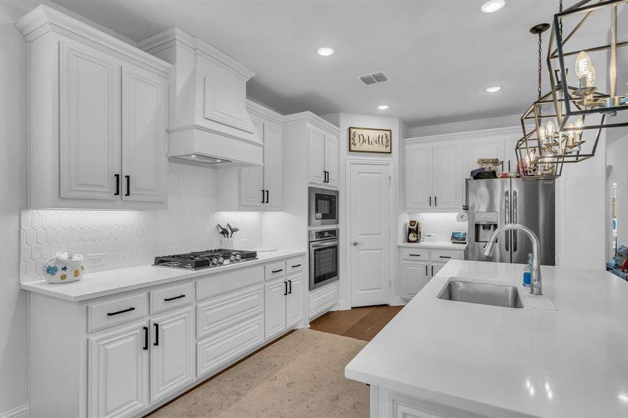 Furnished interior view inside a new home in Country Lakes Classic 50, Denton (Image 14). Furnished interior view inside a new home in Country Lakes Classic 50, Denton (Image 14).