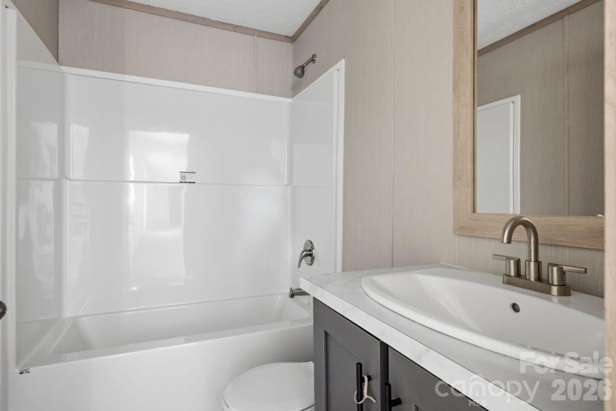 Image 18 of a home in .
