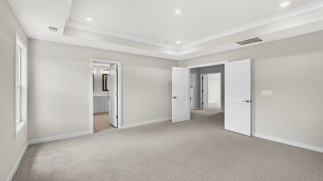 Spacious, unfurnished interior of a new home in Sunset Summits, Spartanburg (Image 31). Spacious, unfurnished interior of a new home in Sunset Summits, Spartanburg (Image 31).