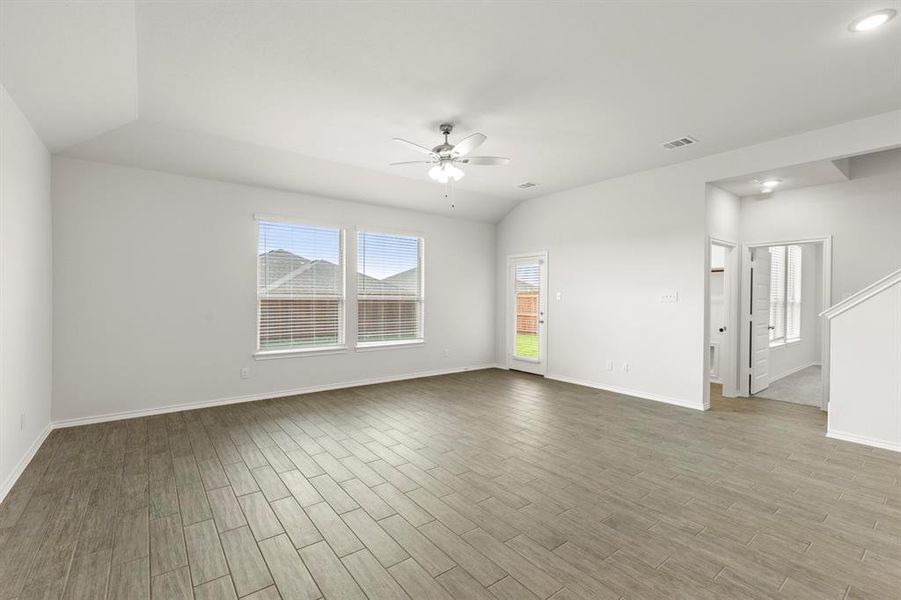 10. 203 Bandit - Family 10. 203 Bandit - Family