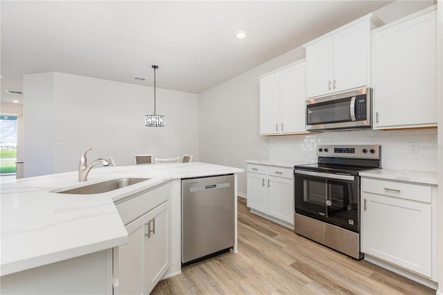 Furnished interior view inside a new home in Star Farms at Lakewood Ranch, Lakewood Ranch (Image 8).