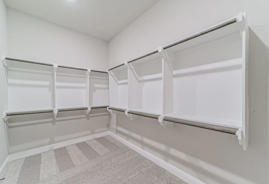 Plan 4132 closet - 9 of 14