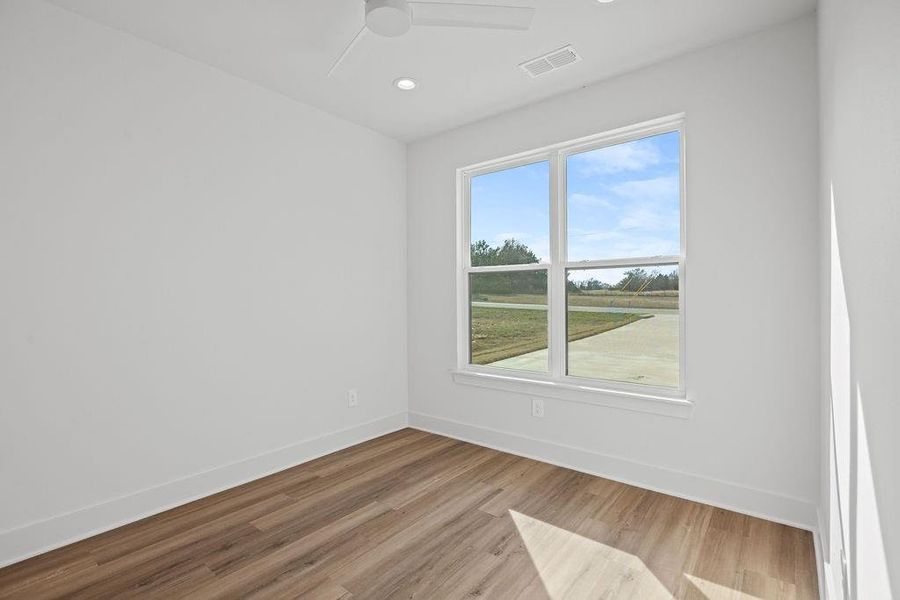 Spacious, unfurnished interior of a new home in , Gordonville (Image 26).