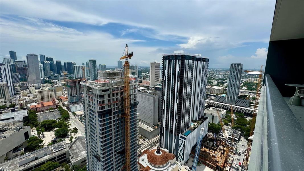 Image 29 of a home in .