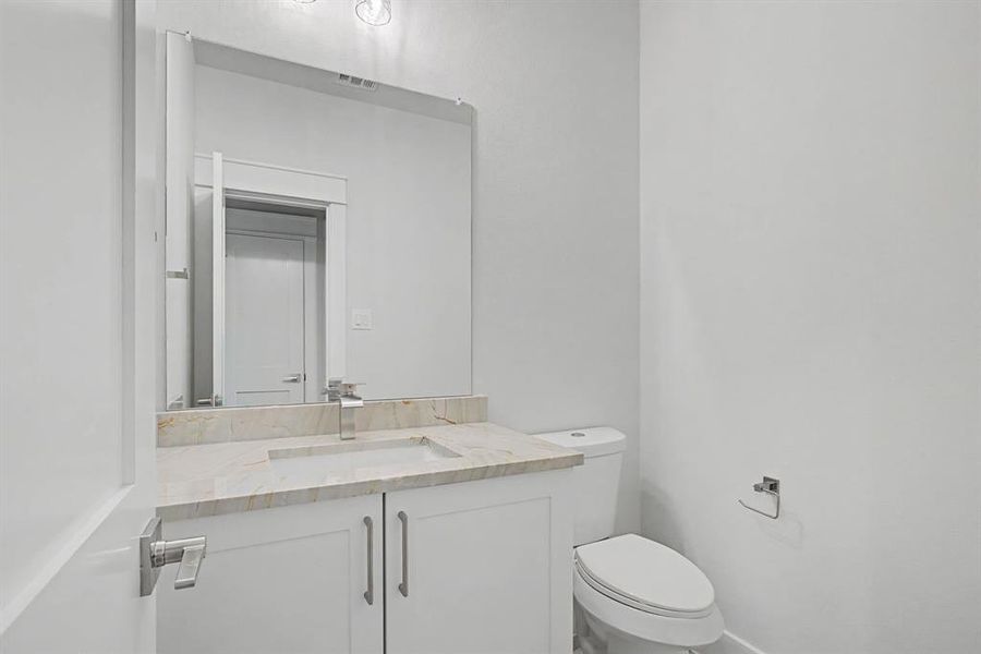 Furnished interior view inside a new home in , Dallas (Image 12).