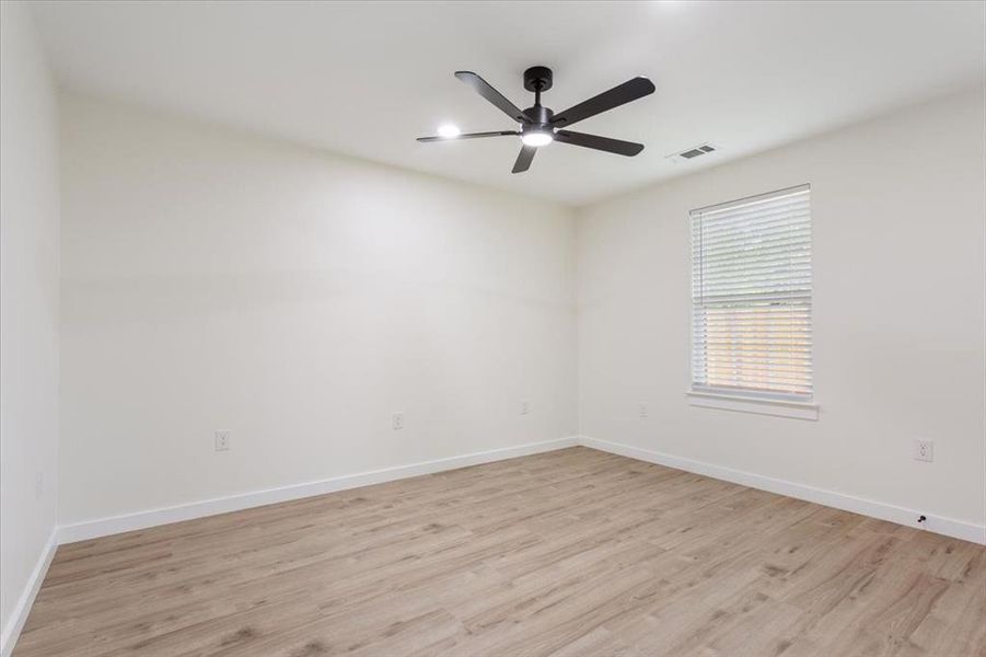 Spacious, unfurnished interior of a new home in , Waco (Image 17).