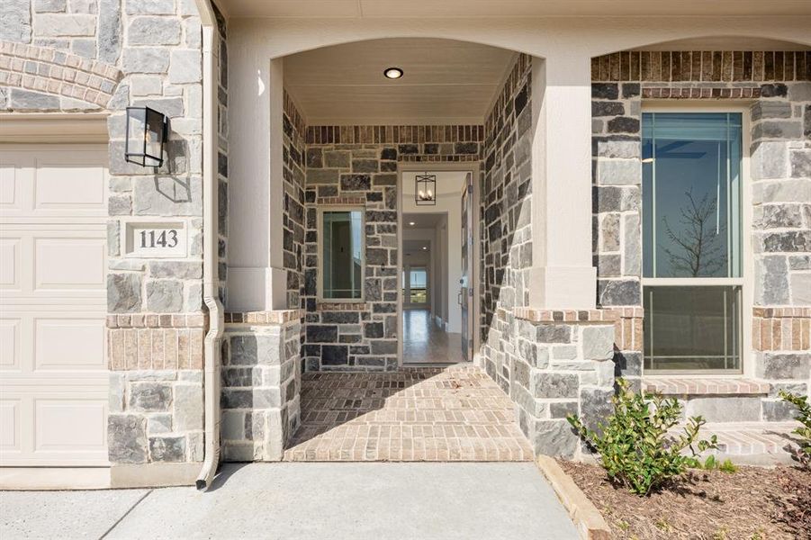 Exterior details and patio area of a home in Timberbrook, Justin (Image 4).