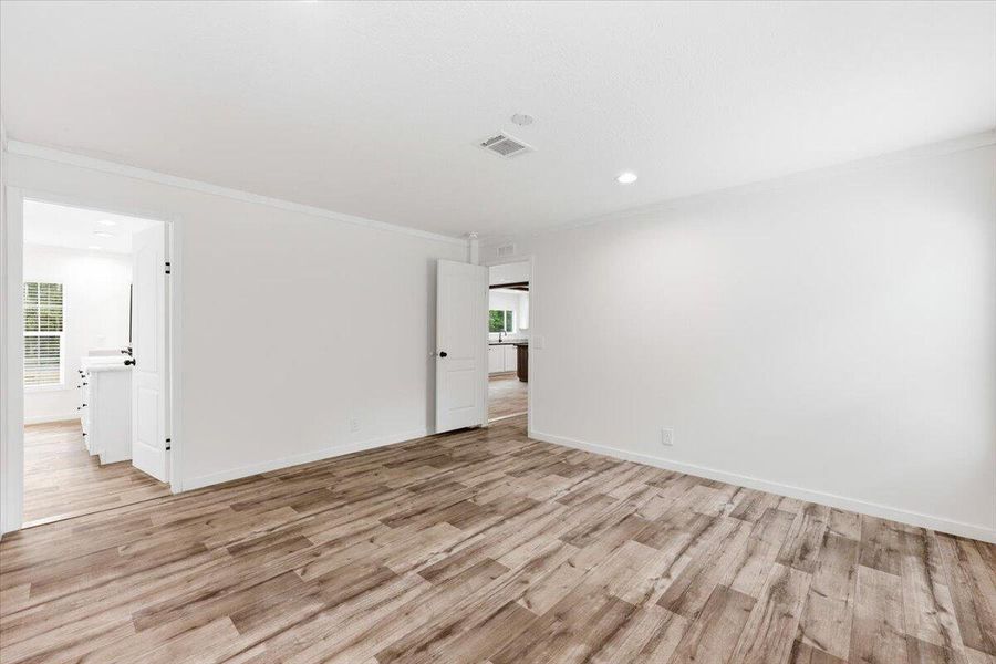 Spacious, unfurnished interior of a new home in , Walterboro (Image 17). Spacious, unfurnished interior of a new home in , Walterboro (Image 17).