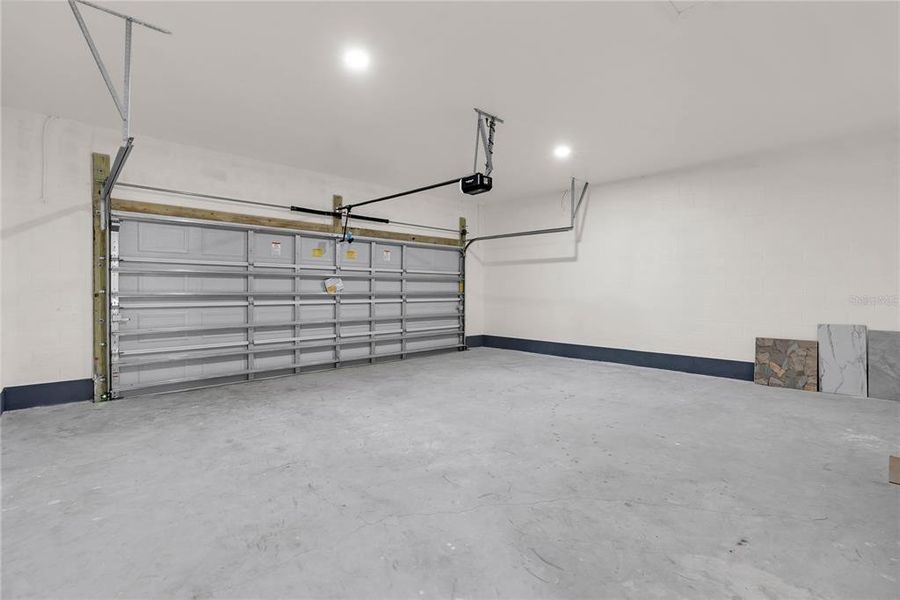 Spacious, unfurnished interior of a new home in , Kissimmee (Image 28). Spacious, unfurnished interior of a new home in , Kissimmee (Image 28).