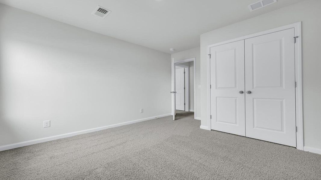 Spacious, unfurnished interior of a new home in Hillcrest, Ravenel (Image 32).