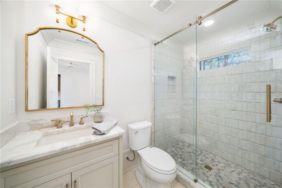 Furnished interior view inside a new home in , Alpharetta (Image 15).