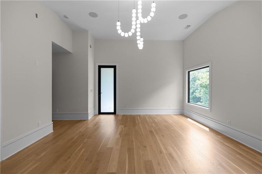 Spacious, unfurnished interior of a new home in , Atlanta (Image 56). Spacious, unfurnished interior of a new home in , Atlanta (Image 56).