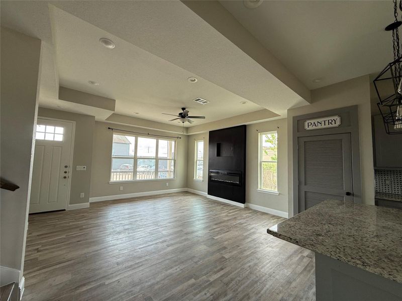 Spacious, unfurnished interior of a new home in , Pasadena (Image 17).
