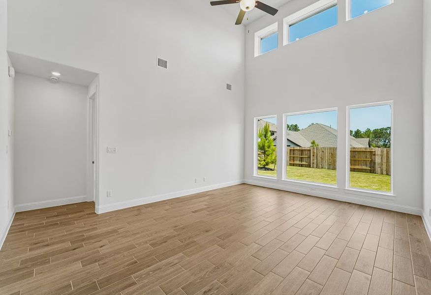Homesite 2404 Great Room - 4 of 19