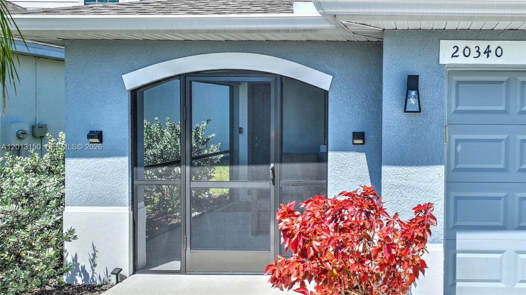 Exterior details and patio area of a home in , Lehigh Acres (Image 4).