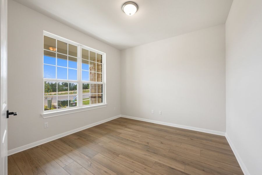 Representative unfurnished interior of a home built from the Thornton by Ashton Woods in Berry Creek Highlands, Georgetown (Image 14).